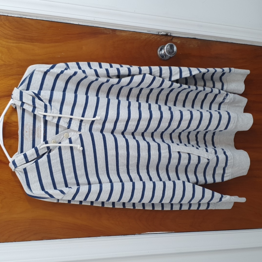 American eagle outfitters, XL, blue stripes on light grey.